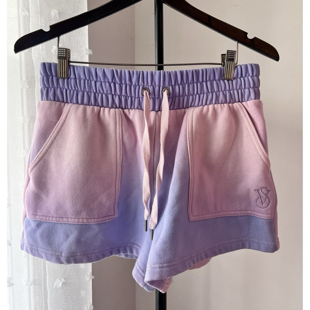 Women’s Victoria’s Secret On Point Medium Shorts Ombré Pockets ￼